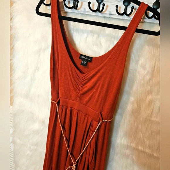 Seduction Roman Burnt Orange High-Low Dress w/ belt - Picture 2 of 6